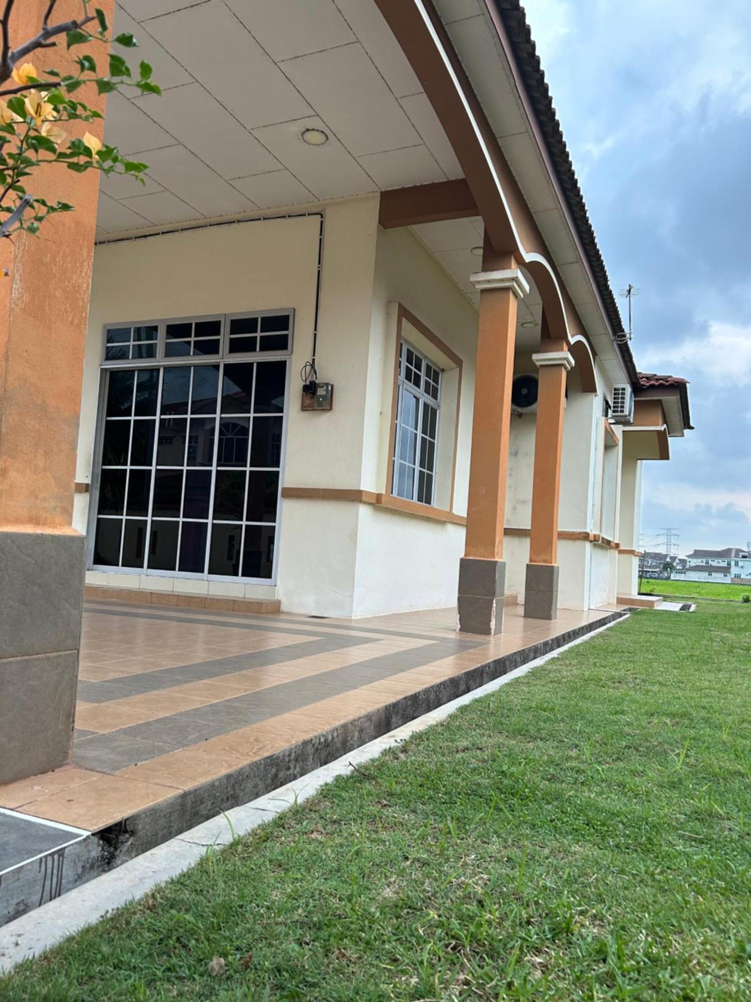 Kembara Homestay Alor Setar Exteriör bild